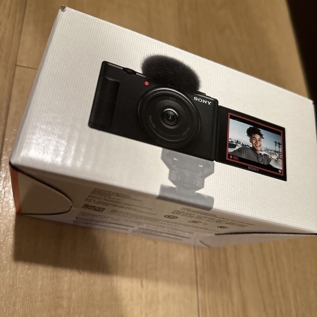 SONY VLOGCAM ZV-1F 新品未使用　ソニー スマホ/家電/カメラのカメラ(コンパクトデジタルカメラ)の商品写真