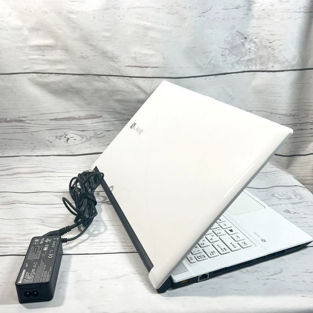 WEBカメラ搭載⭐️初心者向け⭐️在宅ワーク⭐NEC⭐ホワイト WEBカメラ搭載⭐️初心者向け⭐️在宅ワーク⭐NEC⭐ホワイト