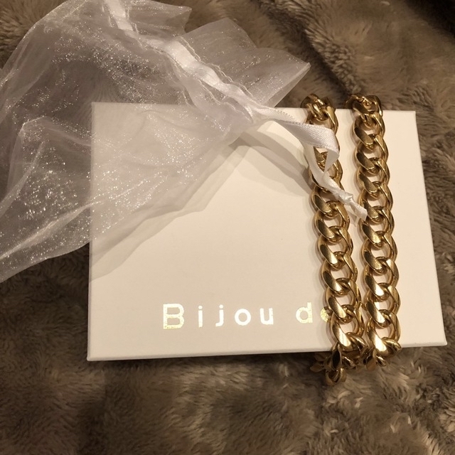 Bijou de M ビジュードエム　フラットリンクチェーンネックレス　ゴールド レディースのアクセサリー(ネックレス)の商品写真