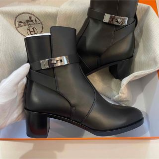 エルメス ショートブーツの通販 300点以上 | Hermesを買うならラクマ