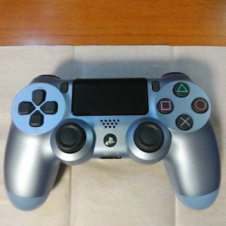 プレイステーション4(PlayStation4)のPS4　ワイヤレスコントローラ　DUALSHOCK4 チタン・ブルー (その他)