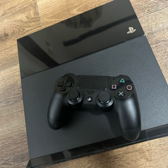 PlayStation4(プレイステーション4)のPlayStation 4 CUH-1000A ブラック 箱なし エンタメ/ホビーのゲームソフト/ゲーム機本体(家庭用ゲーム機本体)の商品写真