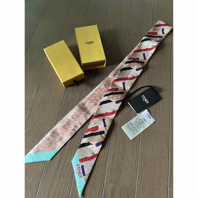 専用 新品未使用 2022AW 今季最新作 FENDI ラッピー マルチカラー