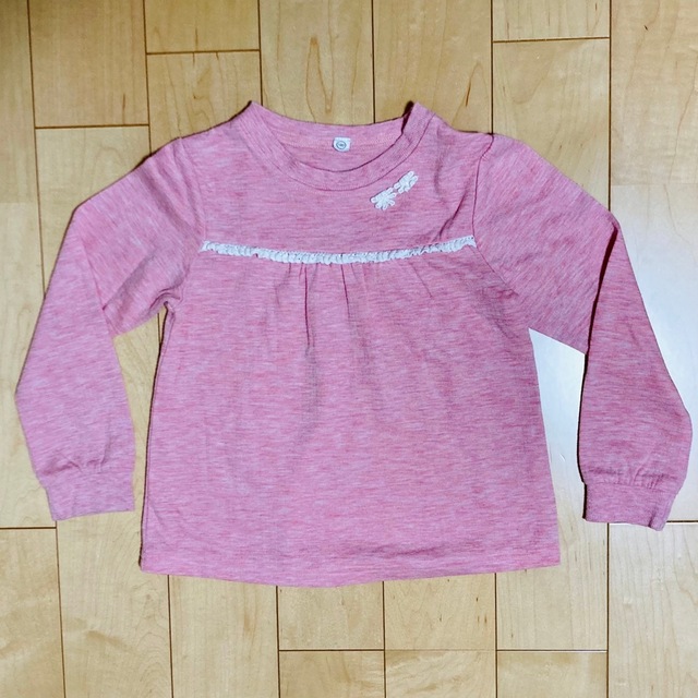 カットソー 120 女の子　長袖 キッズ/ベビー/マタニティのキッズ服女の子用(90cm~)(Tシャツ/カットソー)の商品写真