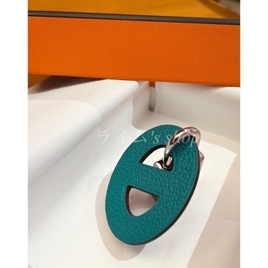 Hermes(エルメス)のHERMES  Petit h マイヨン・アンシェネ  ホルダーチャーム レディースのアクセサリー(チャーム)の商品写真