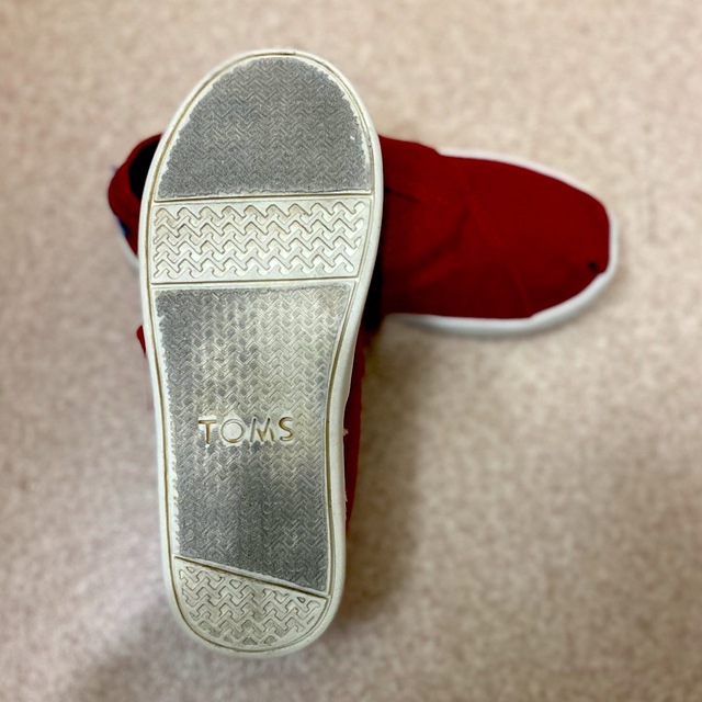 TOMS(トムズ)のTOMSトムス  ALPARGATA (Red Canvas) 17.5㎝ キッズ/ベビー/マタニティのキッズ靴/シューズ(15cm~)(スニーカー)の商品写真