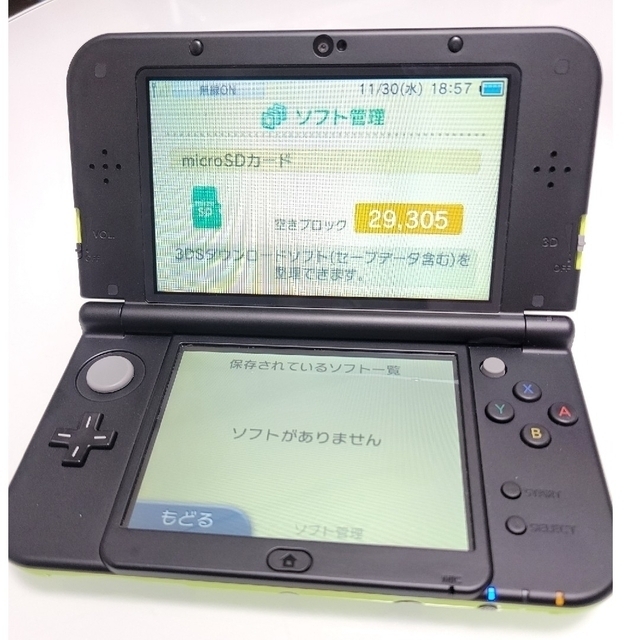 ニンテンドー3DS(ニンテンドー3DS)の【美品】new Nintendo 3DS LL ライム×ブラック本体/ケース エンタメ/ホビーのゲームソフト/ゲーム機本体(携帯用ゲーム機本体)の商品写真