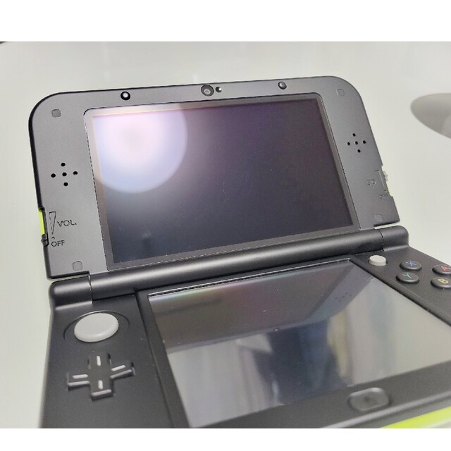 ニンテンドー3DS(ニンテンドー3DS)の【美品】new Nintendo 3DS LL ライム×ブラック本体/ケース エンタメ/ホビーのゲームソフト/ゲーム機本体(携帯用ゲーム機本体)の商品写真