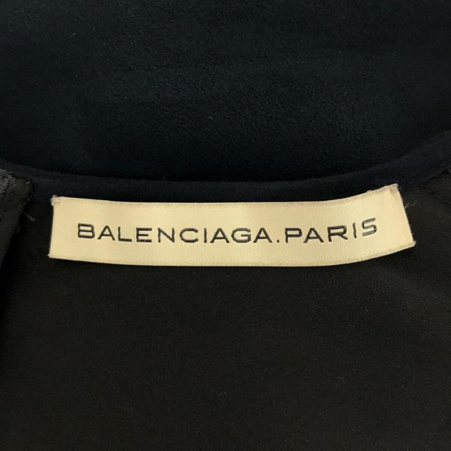 Balenciaga(バレンシアガ)のBALENCIAGA / バレンシアガ | フェイク スエード レザー ワンピース | 36 | ネイビー / ブラック | レディース レディースのワンピース(ひざ丈ワンピース)の商品写真