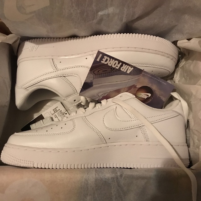 NIKE(ナイキ)のNIKE AIR FORCE1  LOW  color of month メンズの靴/シューズ(スニーカー)の商品写真