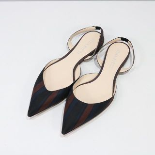 ニナリッチ(NINA RICCI)の【美品】  NINA RICCI / ニナ リッチ | ポインテッドトゥストラップフラットパンプス | 36 | ブラック×ボルドー | レディース(ハイヒール/パンプス)