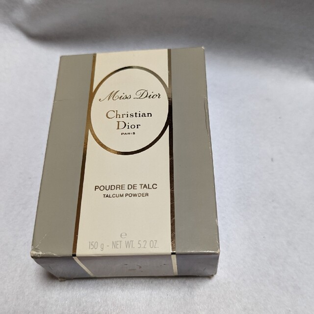 Christian Dior(クリスチャンディオール)のミスディオールタルカムパウダー150g コスメ/美容のボディケア(ボディパウダー)の商品写真