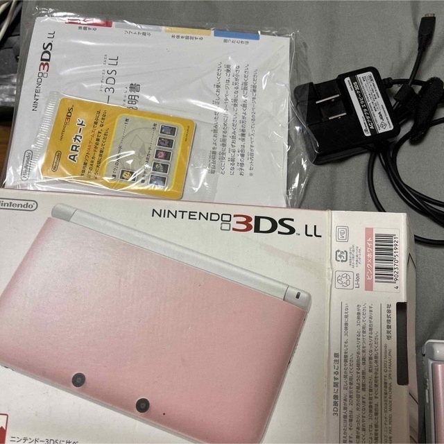 任天堂Nintendo 3DS  LL 本体ピンク/ホワイト