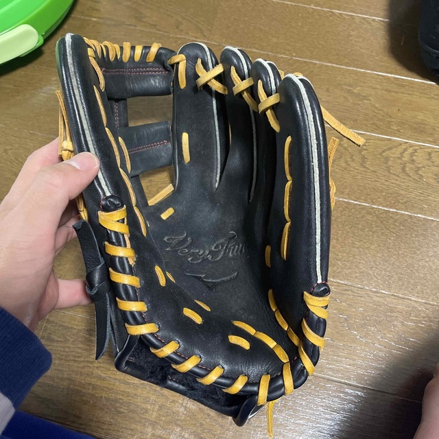 MIZUNO(ミズノ)のミズノ　グローブ＆ボール（M球） スポーツ/アウトドアの野球(グローブ)の商品写真