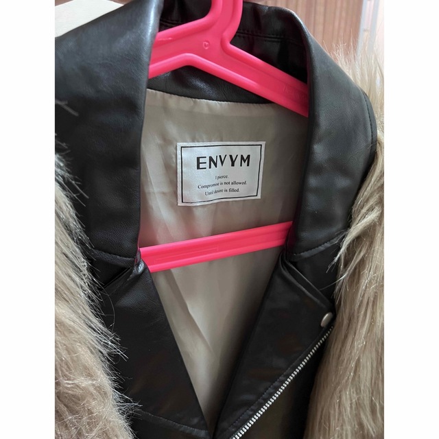 ENVYM(アンビー)のENVYM ファージャケット レディースのジャケット/アウター(毛皮/ファーコート)の商品写真