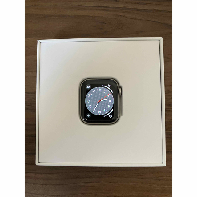 Apple Watch(アップルウォッチ)のApple Watch Series 5 40mm シルバーステンレス メンズの時計(腕時計(デジタル))の商品写真