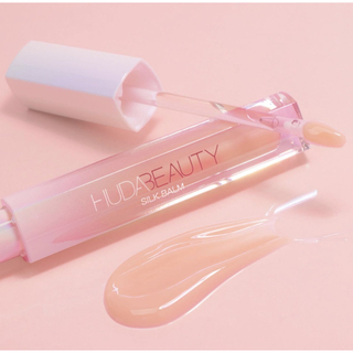 セフォラ(Sephora)の HUDA BEAUTY 唇ふっくら Silk Balm リップバーム(リップケア/リップクリーム)