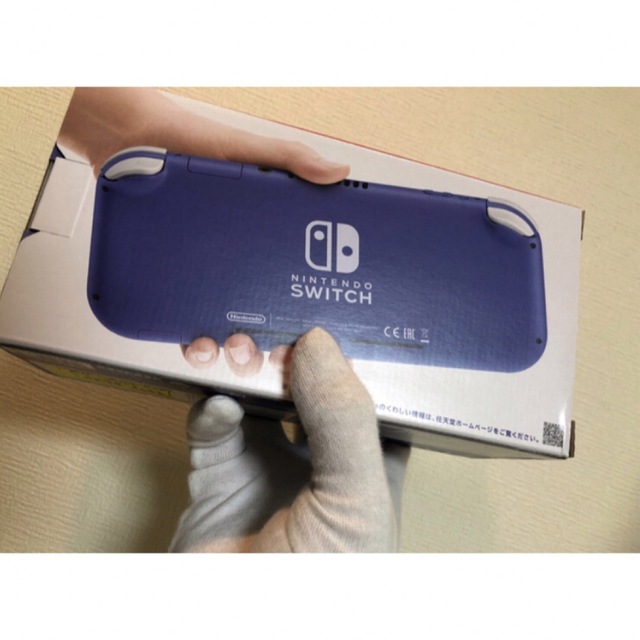Nintendo Switch - Nintendo Switch light 新品未使用未開封 保証書