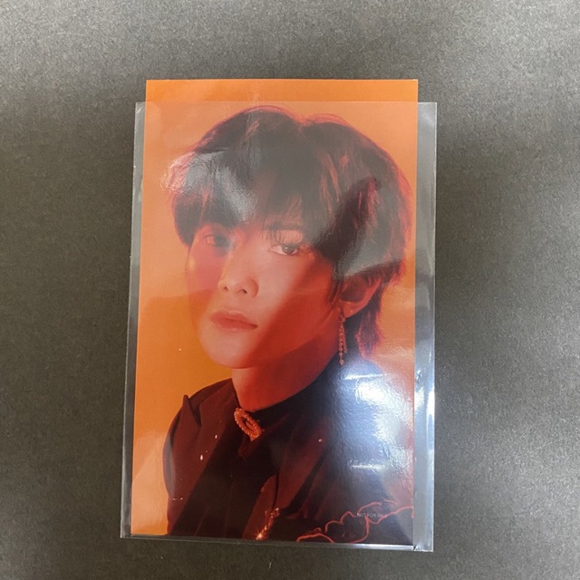 ATEEZ THE WORLD EP. PARADIGM  ヨサン トレカ エンタメ/ホビーのタレントグッズ(アイドルグッズ)の商品写真