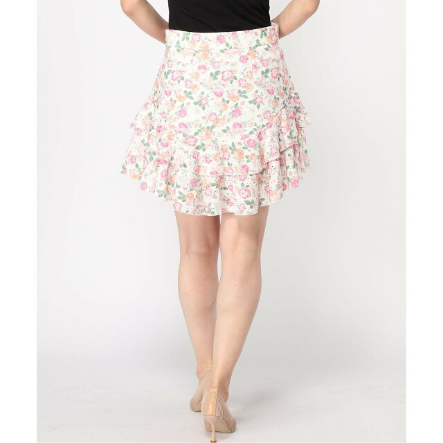 GUESS(ゲス)の【ホワイト(P06X)】(W)Lace Mini Skirt レディースのスカート(ミニスカート)の商品写真