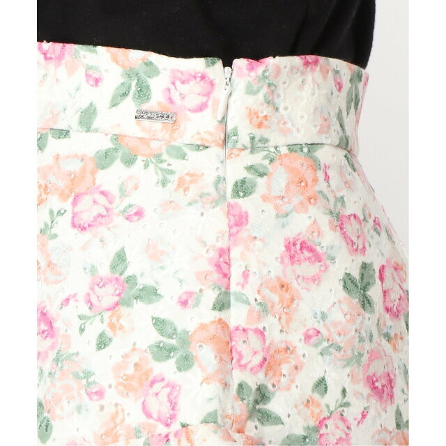 GUESS(ゲス)の【ホワイト(P06X)】【M】(W)Lace Mini Skirt レディースのスカート(ミニスカート)の商品写真