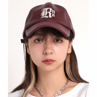 アールエヌエー(RNA)の【バーカ゛ンディ】E4806 フェイクレザーキャップ(キャップ)