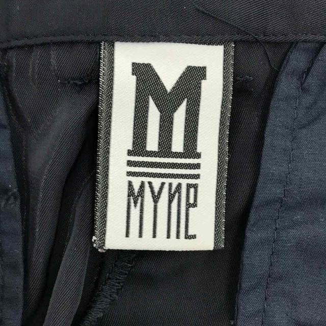 mine(マイン)のMYne / マイン | SIDE TAPE PANTS タック入り ロゴサイドライン パンツ | M | ネイビー | メンズ メンズのパンツ(その他)の商品写真