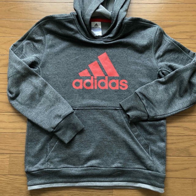 adidas(アディダス)のadidas アディダス　フードパーカー キッズ/ベビー/マタニティのキッズ服男の子用(90cm~)(その他)の商品写真