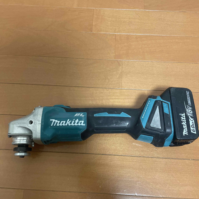 Makita(マキタ)のマキタ　ディスクグラインダ　GA404DN スポーツ/アウトドアの自転車(工具/メンテナンス)の商品写真