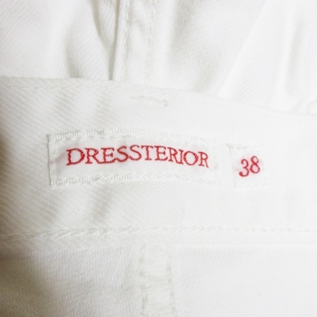 DRESSTERIOR(ドレステリア)のドレステリア パンツ ジーンズ テーパード アンクル ダメージ加工 38 白 レディースのパンツ(デニム/ジーンズ)の商品写真