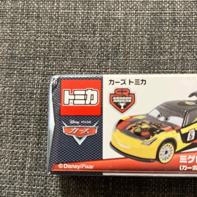2022人気の 【廃盤】トミカ カーズ カーボンレーサータイプ 4点