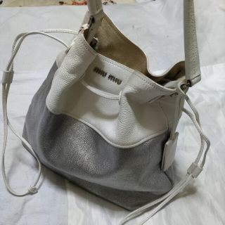 miu miu　ﾊﾞｲｶﾗｰ　ボストン　バッグ　美品