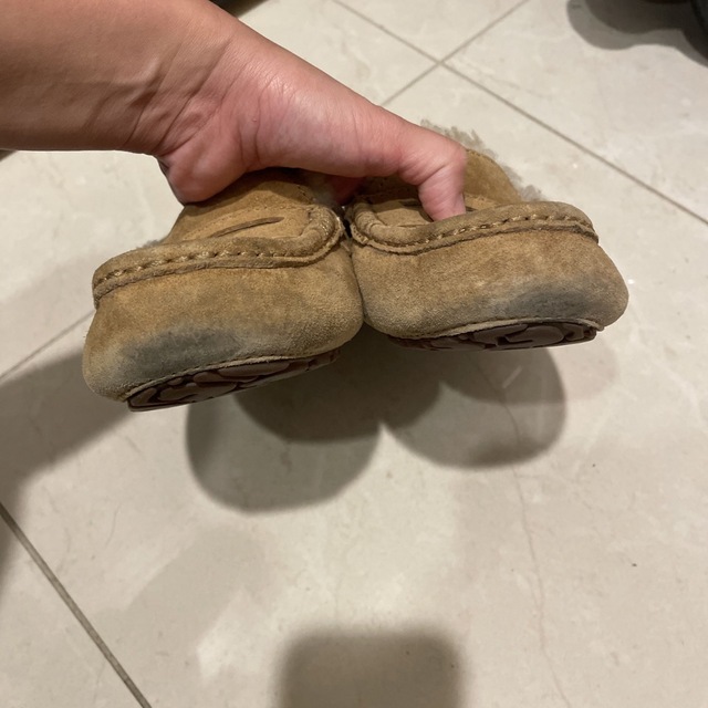 UGG(アグ)のお値下げ❗️UGG  フラットシューズ 23cm レディースの靴/シューズ(スリッポン/モカシン)の商品写真