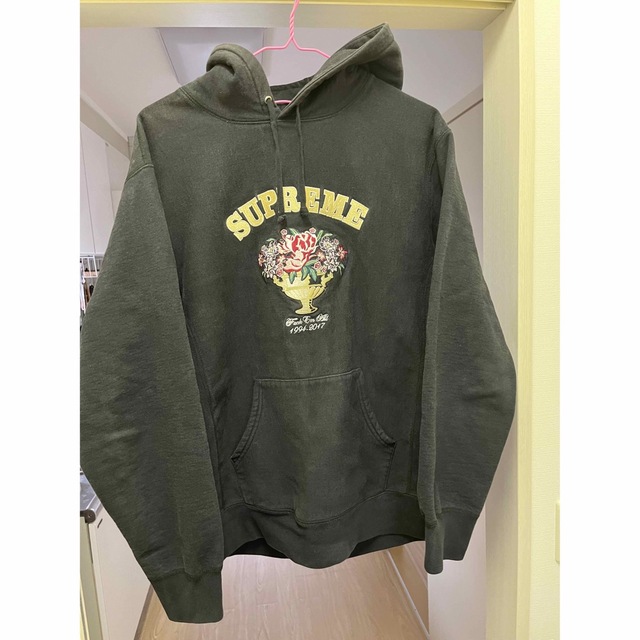 Supreme 花刺繍パーカー XL! 返品可 51.0%OFF dinuoma.com.ua
