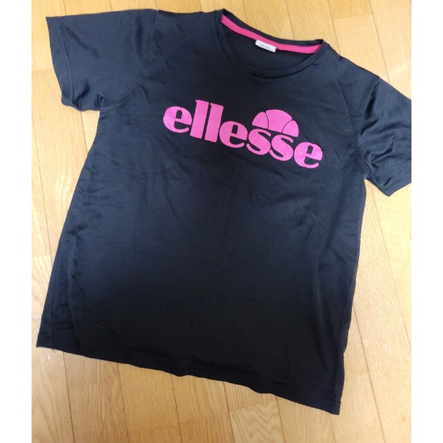 ellesse(エレッセ)の★お値下げしました‼️ellesse半袖Tシャツ レディースのトップス(Tシャツ(半袖/袖なし))の商品写真