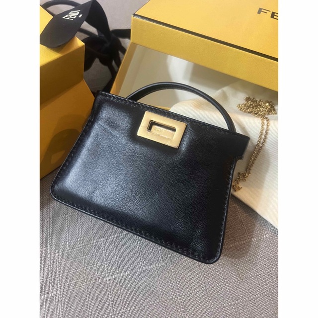 FENDI - FENDI フェンディ ピーカブー ナノピーカブー バッグ の通販 by bdgl's shop｜フェンディならラクマ