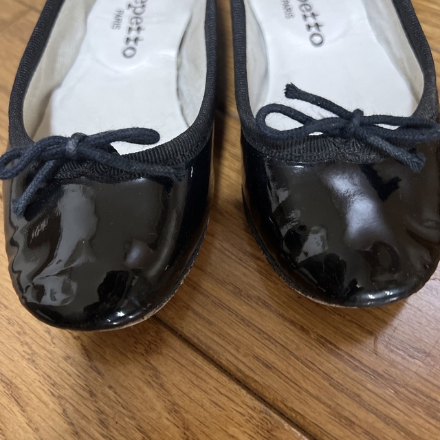 repetto(レペット)のレペット　キッズ28 ブラックエナメル キッズ/ベビー/マタニティのキッズ靴/シューズ(15cm~)(フォーマルシューズ)の商品写真