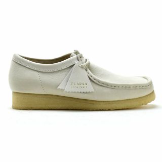 クラークス(Clarks)の【OFF WHITE】クラークス ワラビー (スリッポン/モカシン)