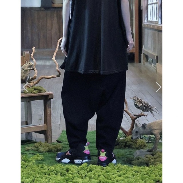 bedsidedrama(ベッドサイドドラマ)の【21AW】bedsidedrama/Low Waist Relax Pants レディースのパンツ(カジュアルパンツ)の商品写真