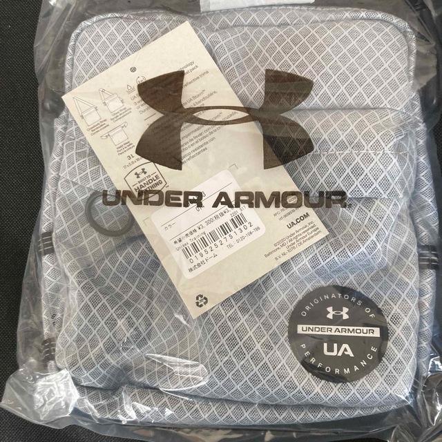 UNDER ARMOUR(アンダーアーマー)の新品 アンダーアーマー ショルダーバッグ クロスボディ ウエストバッグ メンズのバッグ(ショルダーバッグ)の商品写真