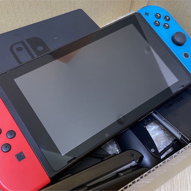 Nintendo Switch 本体