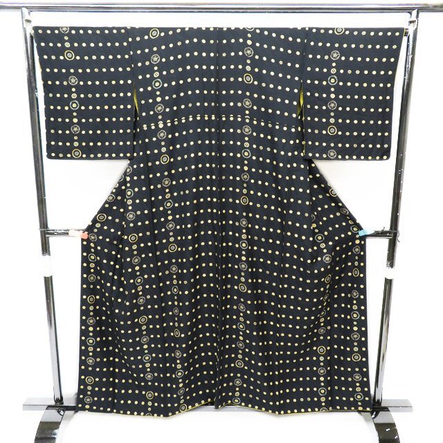 小紋 花模様 地模様 黒色 多色 着物 A793-4 SA 【中古】 小紋 花模様 地模様 黒色 多色 着物 A793-4 SA 【中古】