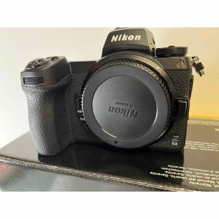 美品　Nikon Z6ⅱ ニコン　ボディのみ　ミラーレス(ミラーレス一眼)