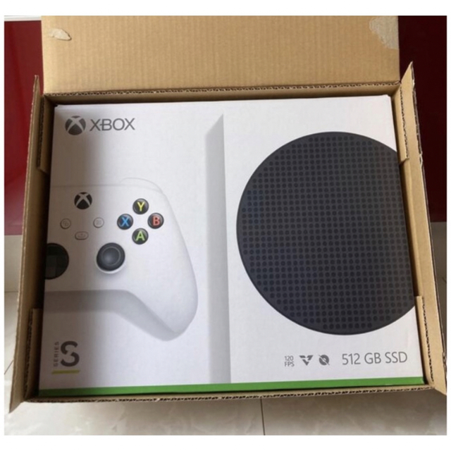 【新品未開封品】Xbox Series S RRS-00015 エンタメ/ホビーのゲームソフト/ゲーム機本体(家庭用ゲーム機本体)の商品写真