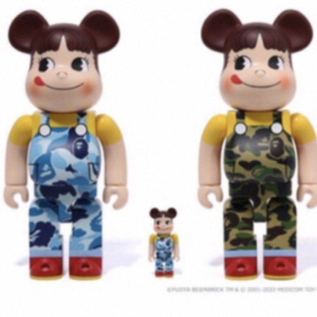 BE@RBRICK BAPE(R) ペコちゃん 100％ & 400％2色セットエンタメ/ホビー