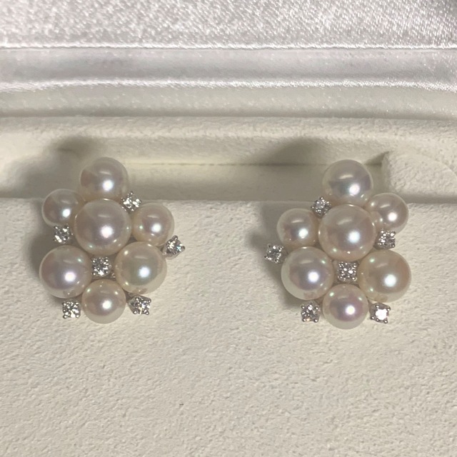 MIKIMOTO(ミキモト)の【ご専用】ミキモトアコヤパールイヤリングK18パール７粒＋ダイヤ付き レディースのアクセサリー(イヤリング)の商品写真