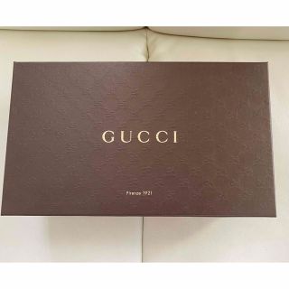 グッチ(Gucci)のGUCCI グッチ　靴　箱　シューズ　空箱　美品　送料無料(小物入れ)