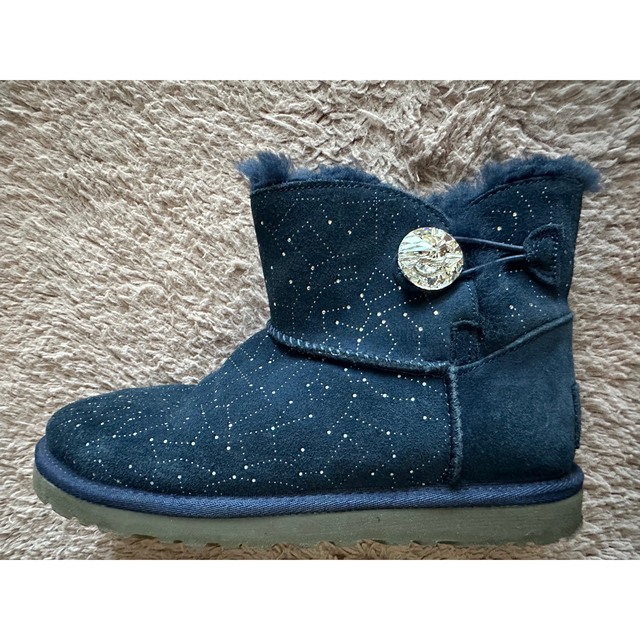 ★新品未使用★UGG スワロフスキームーンブーツ　星座デザイン　グレー