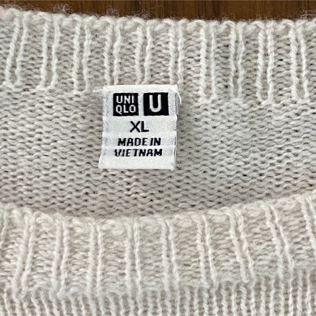 UNIQLO(ユニクロ)のユニクロ U 3Dエクストラファインメリノクルーネックセーター オフホワイトXL メンズのトップス(ニット/セーター)の商品写真