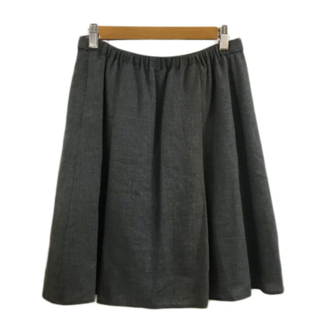 NATURAL BEAUTY BASIC(ナチュラルビューティーベーシック)のナチュラルビューティーベーシック スカート フレア ミニ 無地 M グレー レディースのスカート(ミニスカート)の商品写真